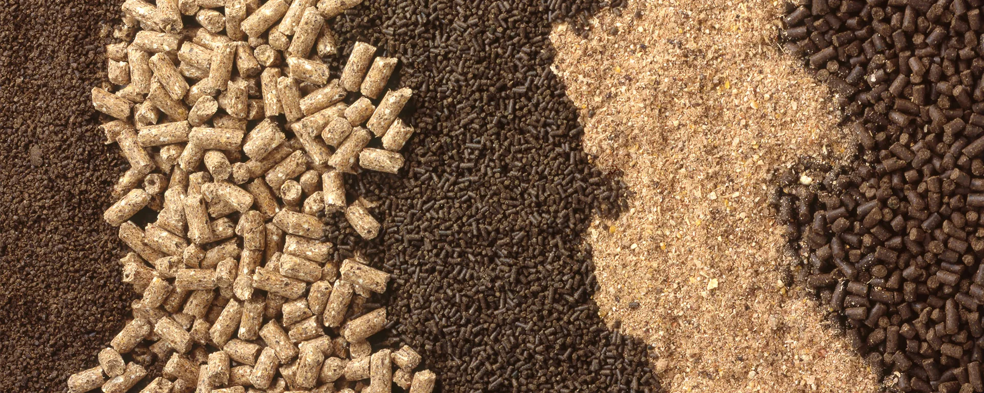 Compound feed pellets